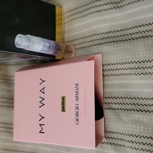 Giorgio Armani My Way Perfume Sample - Picture 1 of 2